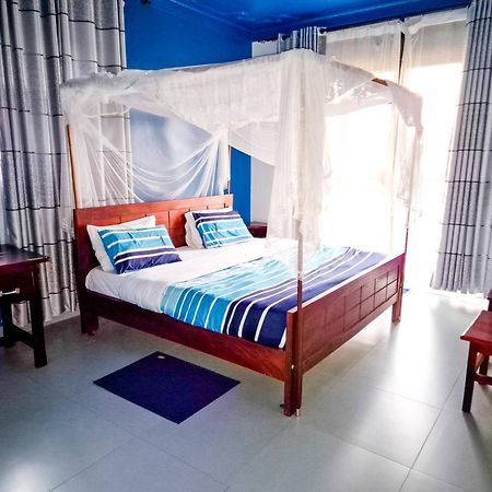 Hendo Hotel Entebbe Dış mekan fotoğraf