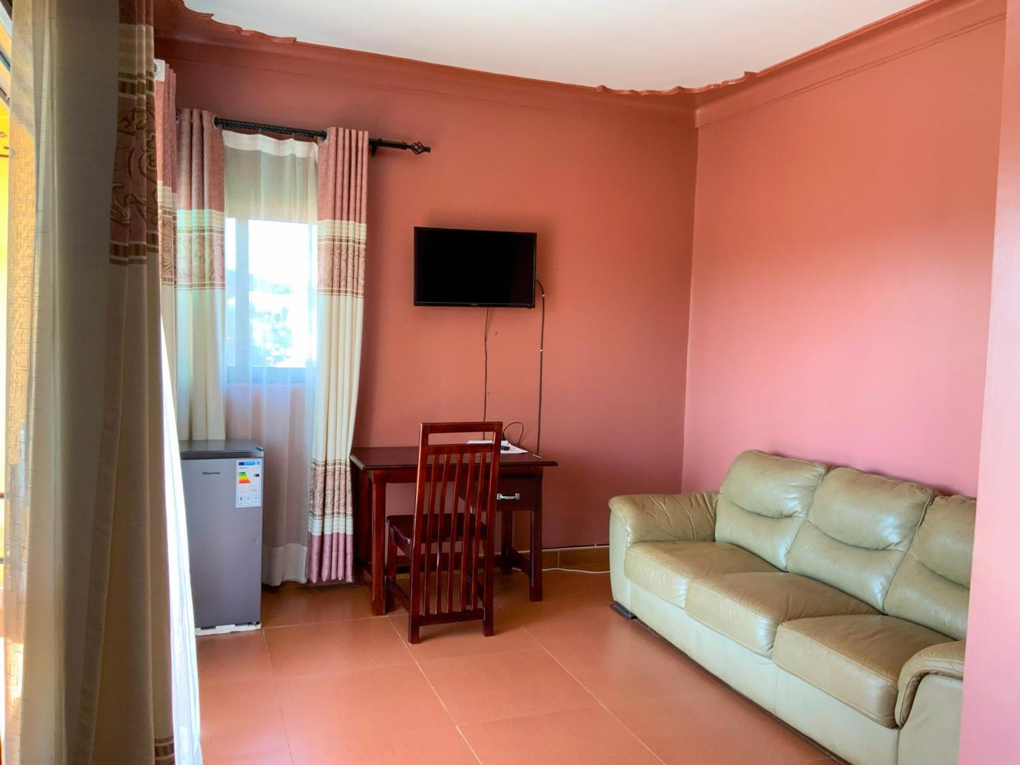 Hendo Hotel Entebbe Dış mekan fotoğraf