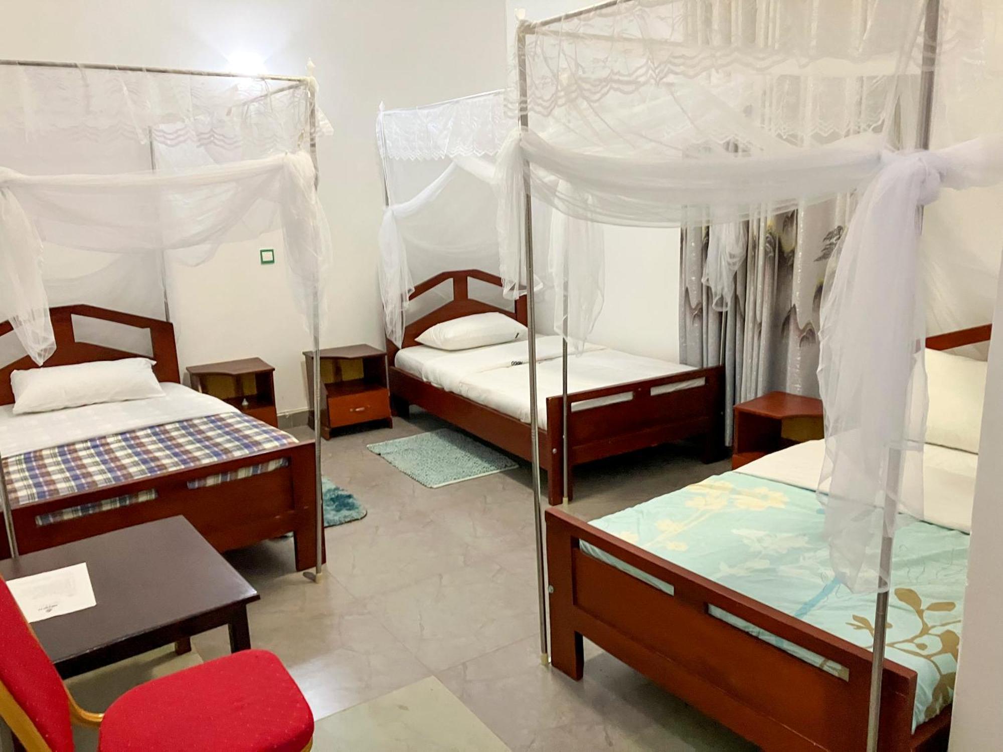 Hendo Hotel Entebbe Dış mekan fotoğraf