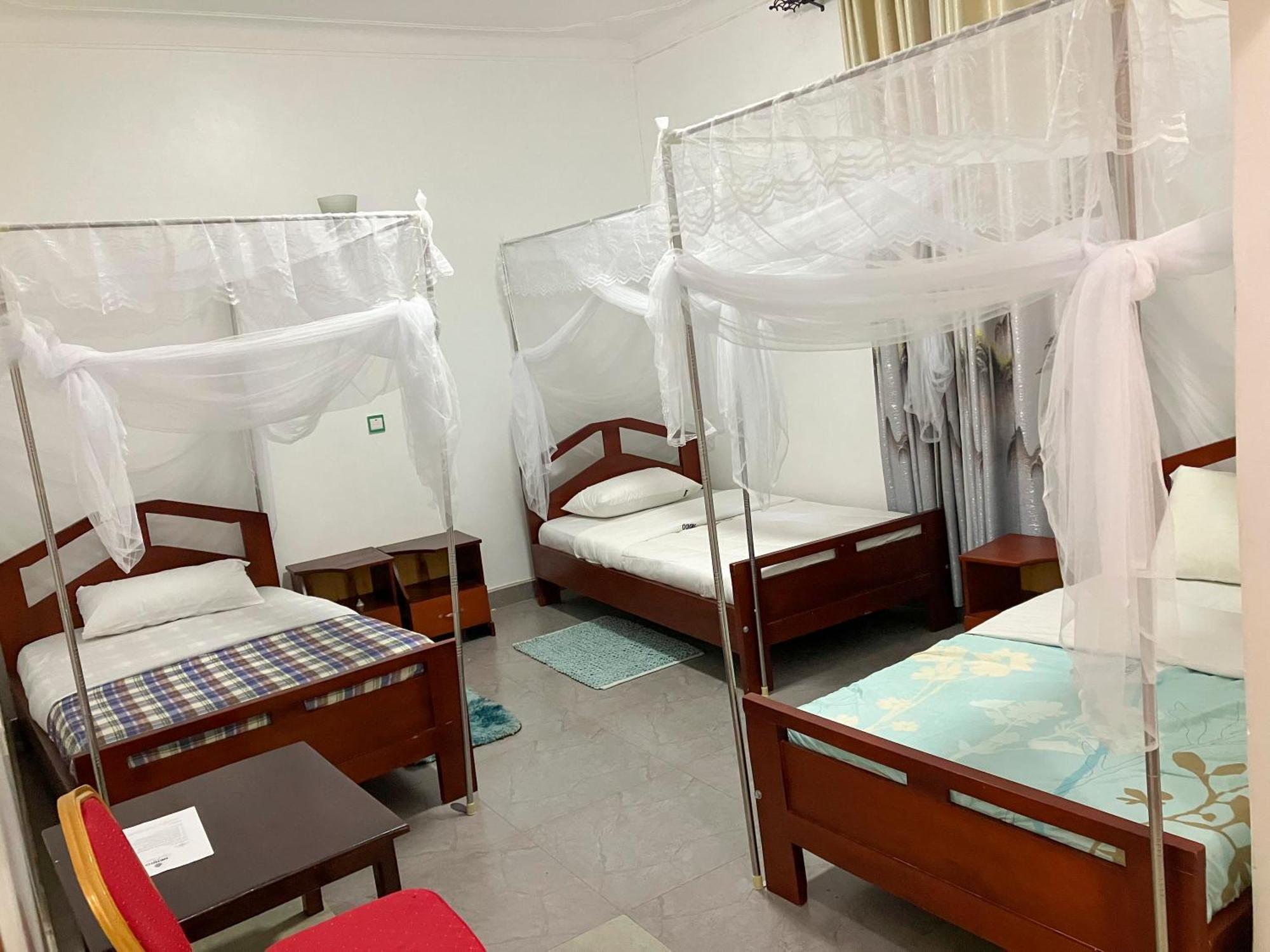 Hendo Hotel Entebbe Dış mekan fotoğraf