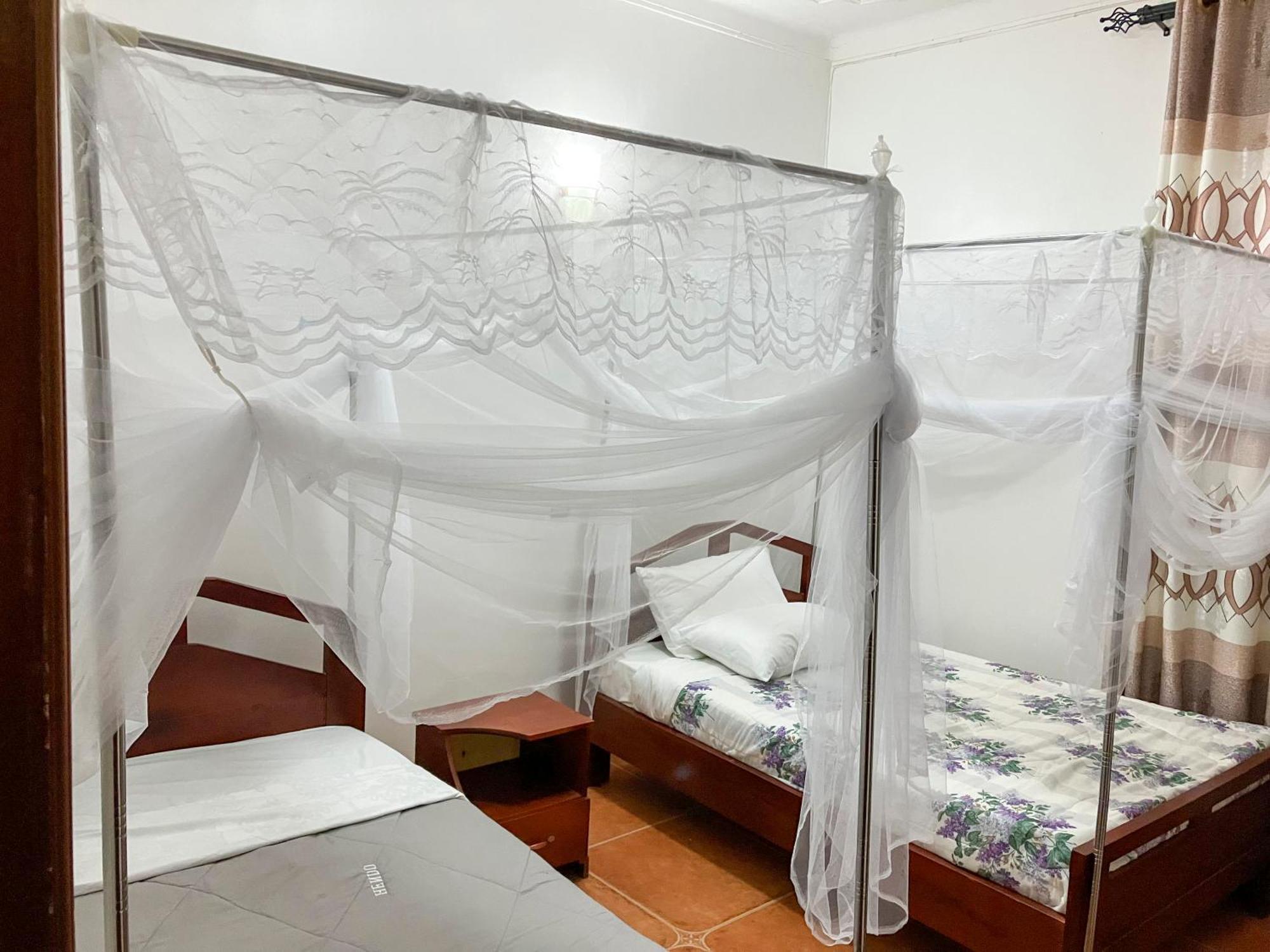 Hendo Hotel Entebbe Dış mekan fotoğraf